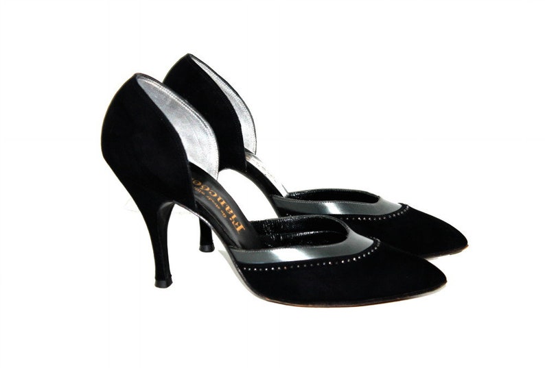 Vintage 1950s Shoes Black Suede Leather Stiletto Heels Designer Fiancees Ornate 50s Heels image 2