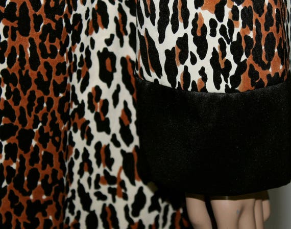 Vintage Coat// 1960s// Faux Leopard// Leopard Jac… - image 6