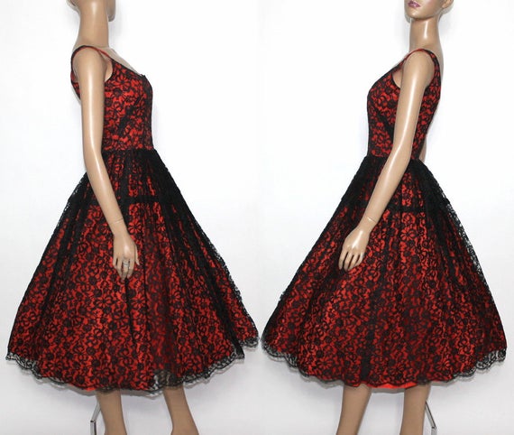 Vintage 1950s Dress.  Red Satin with Black lace F… - image 2