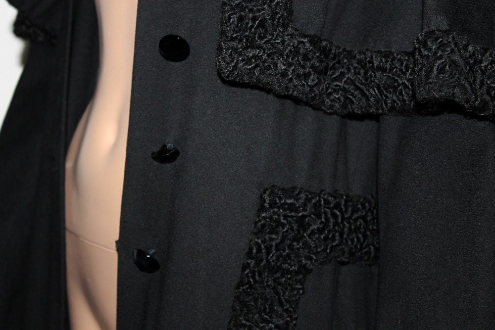 1940s Princess Coat// Black// Wool// Attached Cape// Faux - Etsy