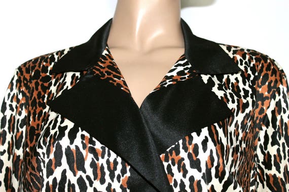 Vintage Coat// 1960s// Faux Leopard// Leopard Jac… - image 4