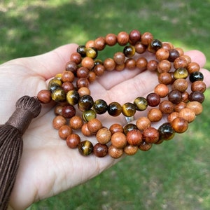 TASSEL NECKLACE, Beaded necklace, Mala beads, Mala prayer beads, Boho tassel natural tan Mala bead necklace / Long wooden beaded necklace