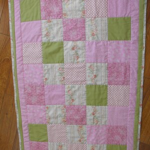 Scrappy baby quilt