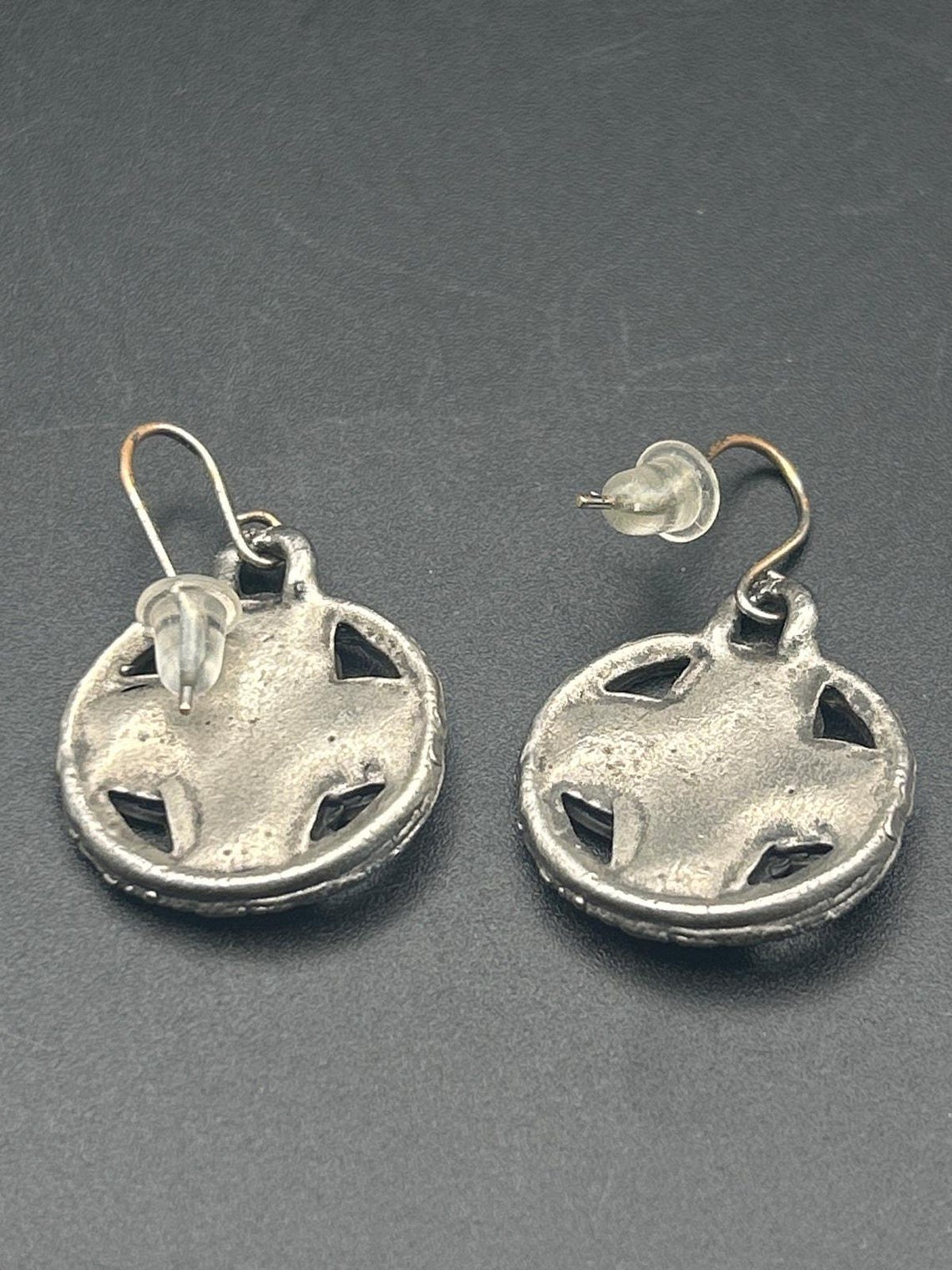 Vintage Silver Tone SE Asian Style Embossed Floral Disc Dangle Earrings, photo 6 of 7