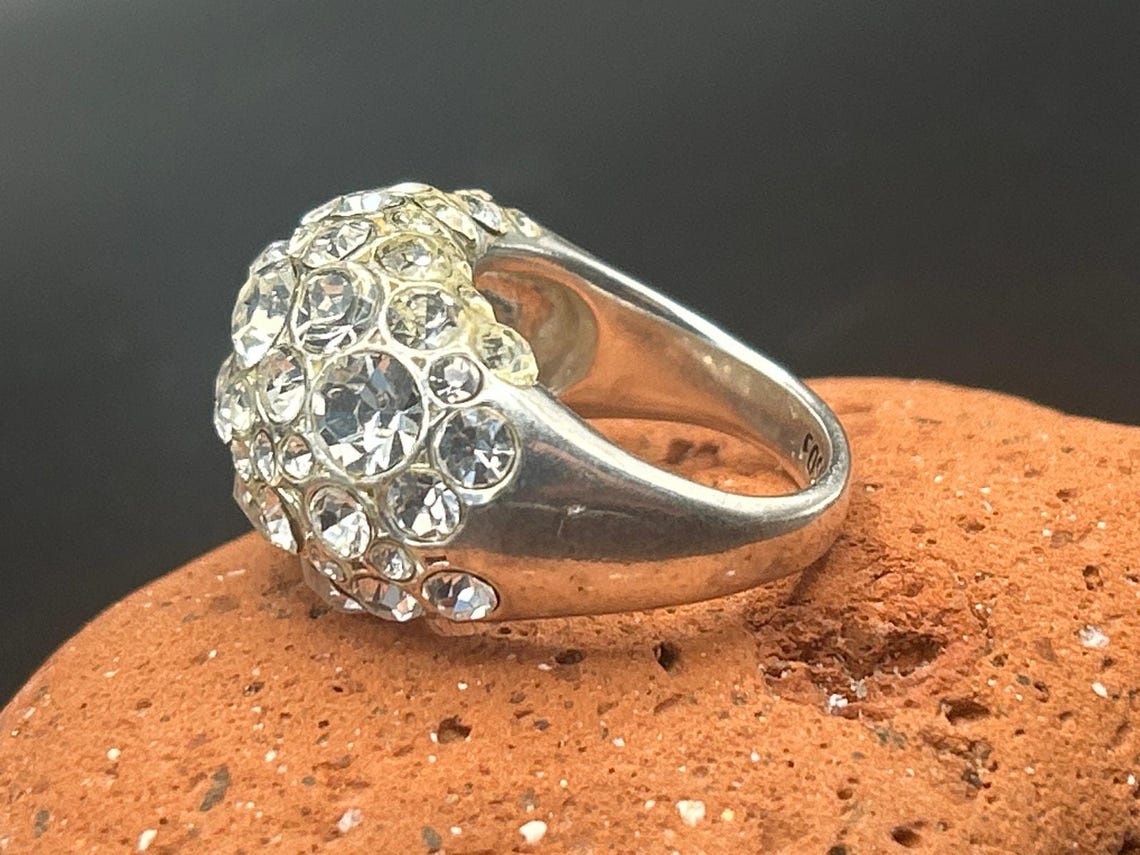 Vintage Fossil Rhinestone Statement Ring Size 7 Silver Tone Pave Dome Y2K 2000s, photo 6 of 7