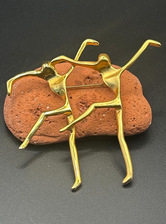 Vintage Modernist Dancing Couple Gold Tone Brooch Matte Polished Pin 3x3"