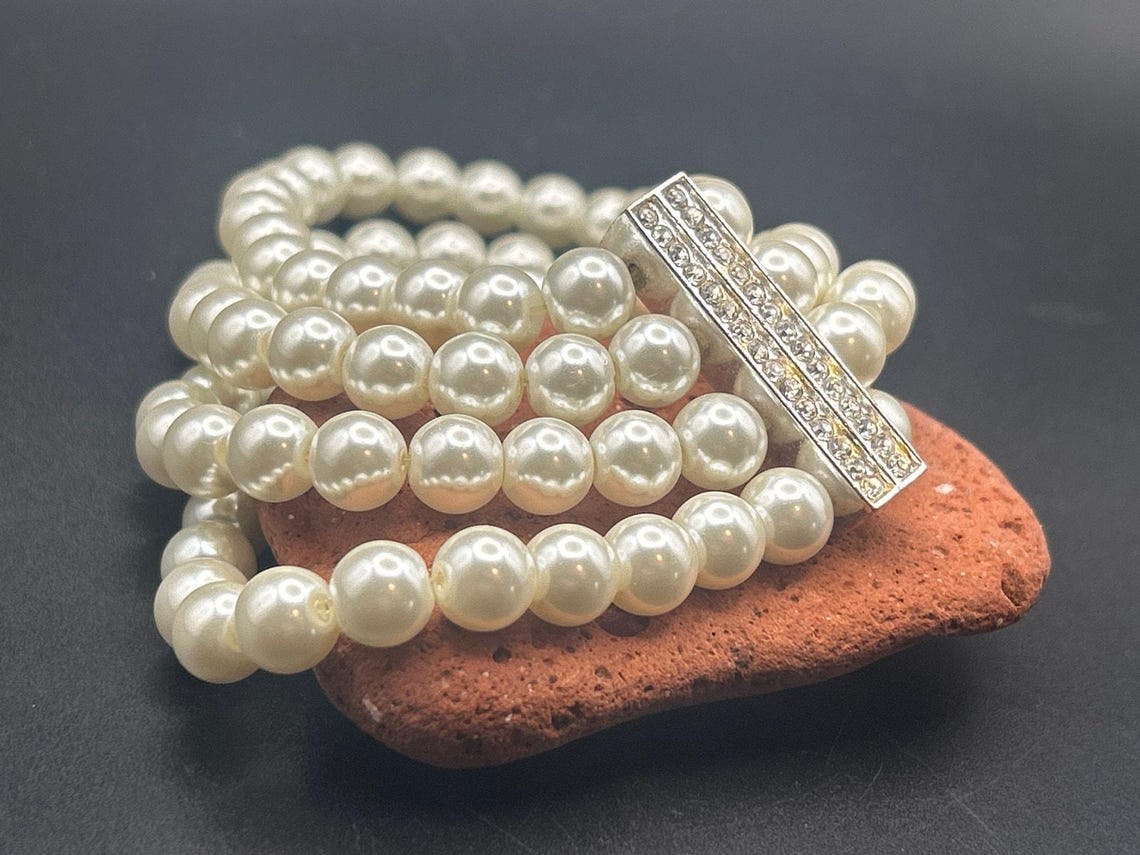 Vintage 4 Strand Glass Pearl Bracelet | Retro Silver Rhinestone Clasp Bridal, photo 3 of 4