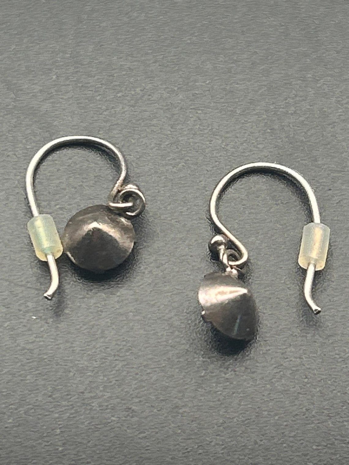 Vintage Silver Tone Aurora Borealis AB Crystal Dangle Earrings Pierced Wire, photo 4 of 4