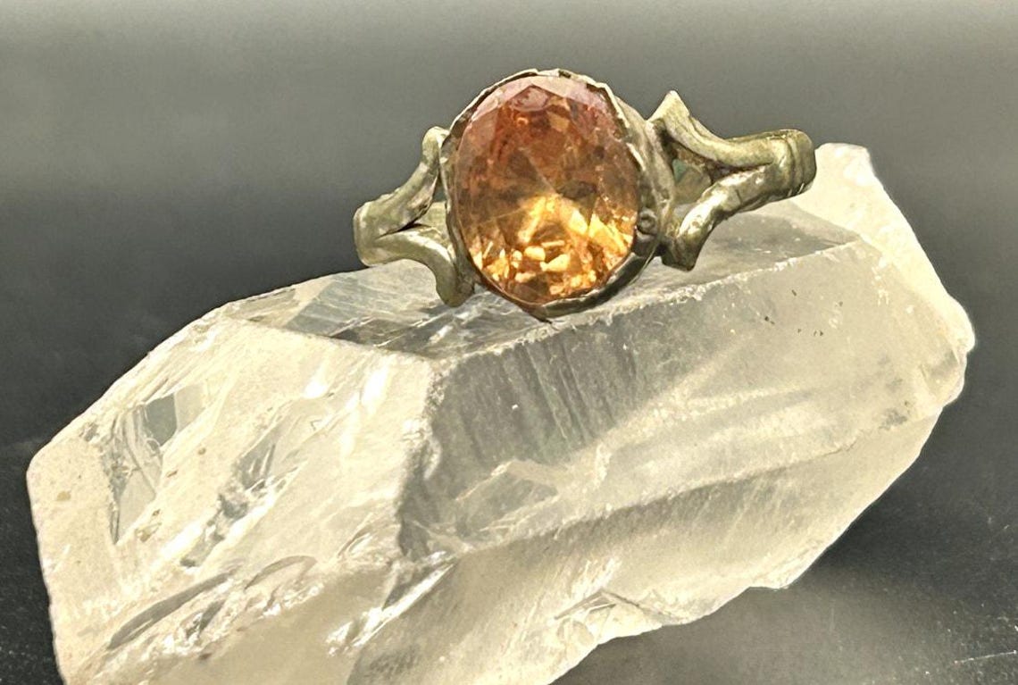 Vintage Afghan Kuchi Kochi Tribal Ring Brass Orange Glass Stone Size 8.5 Boho, photo 2 of 7