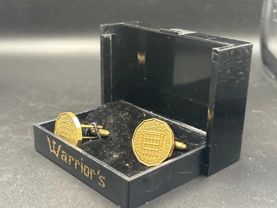 Vintage 1959 British Three Pence Coin Cufflinks | Gold Tone Boxed Warriors UK, photo 2 of 5