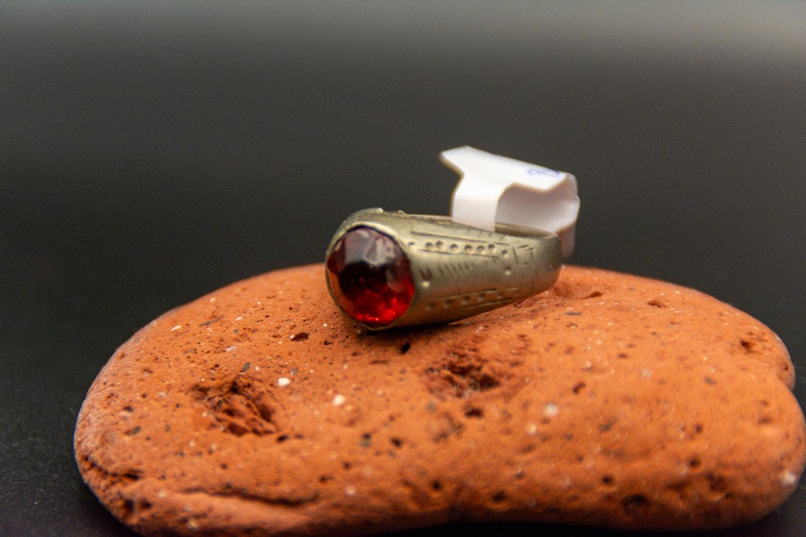 Afghan Kochi Tribal Ring, Handmade Silver-Toned Red Glass Stone, Size 8, photo 6 of 6