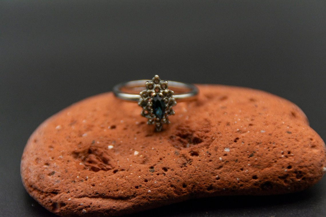 Vintage Joseph Esposito ESPO Gold Plated Ring - Size 7, photo 2 of 6