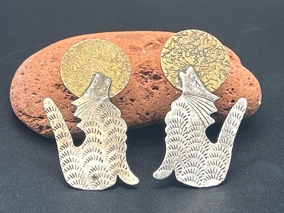 Vintage Sterling Silver Howling Wolf Full Moon Stud Earrings 925 Artisan Post