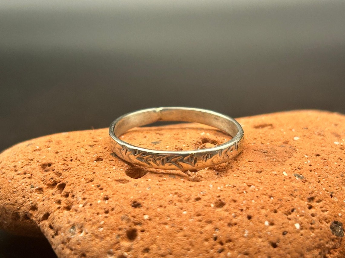 Handmade 2mm Sterling Silver 925 Abstract Textured Band Ring Size 8 Maine Made, photo 4 of 5