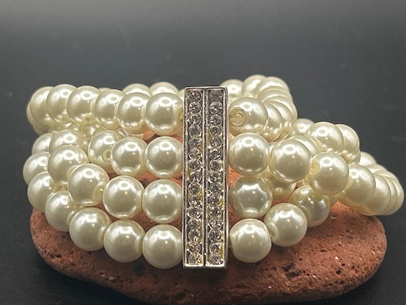 Vintage 4 Strand Glass Pearl Bracelet | Retro Silver Rhinestone Clasp Bridal