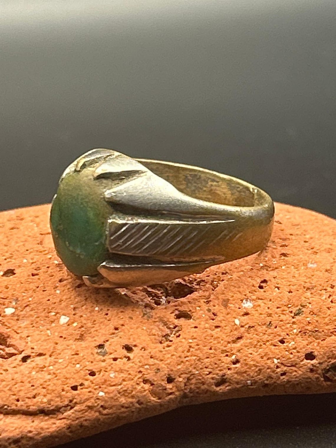 Vintage Afghan Kochi Tribal Ring Brass Alloy Green Glass Cabochon Size 10.5, photo 2 of 7