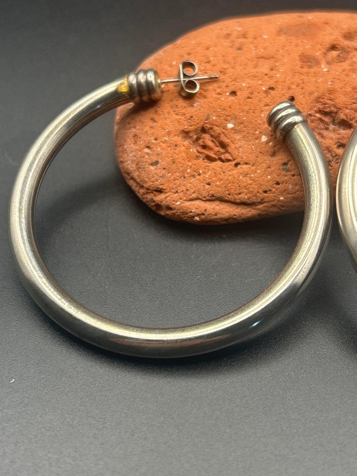 Vintage Silver Tone Wire Wrapped Cuffed Open Hoop Earrings 2 Inch, photo 5 of 6