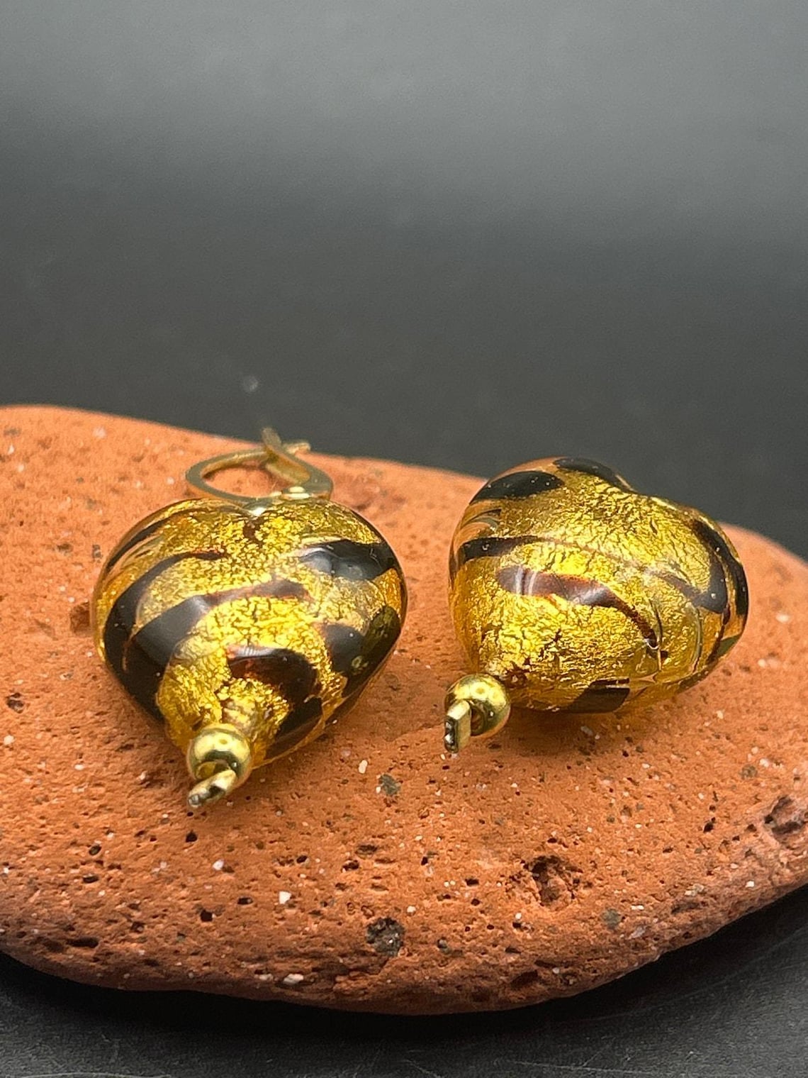 Handmade Glass Animal Print Heart Dangle Earrings Gold Tone Drop, photo 4 of 8