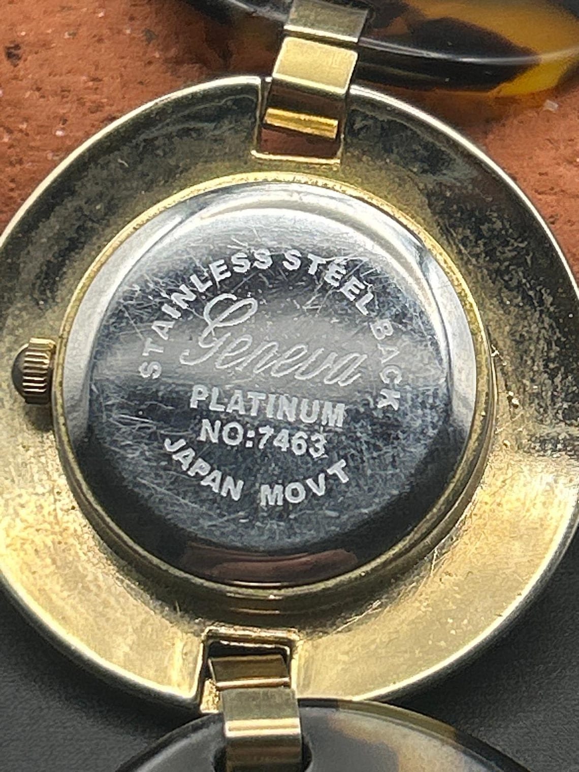 Vintage Geneva Platinum Watch Model 7463 Gold Tone Tortoise Shell Accent Working, photo 6 of 7