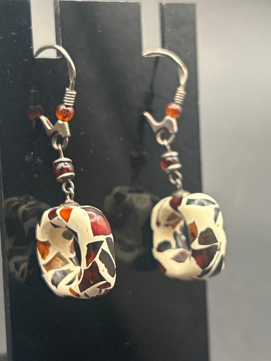 Vintage Modernist Resin Swirl Drop Dangle Earrings Amber Accent, photo 4 of 8