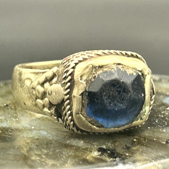 Vintage Afghan Kuchi Tribal Ring Brass Cobalt Blue Faceted Glass Size 8 Boho