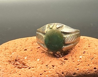 Vintage Afghan Kochi Tribal Ring Brass Alloy Green Glass Cabochon Size 10.5