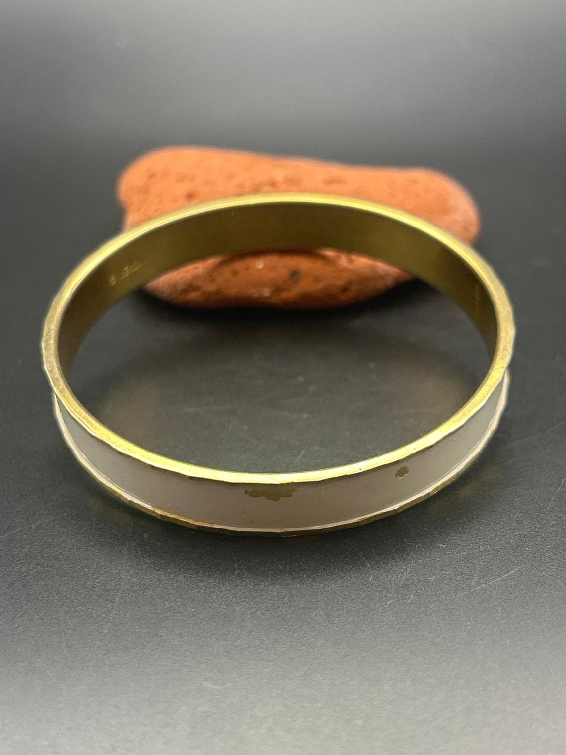 Vintage Monet Gold Tone White Enamel Bangle Bracelet | Retro 1980s Stackable, photo 5 of 5