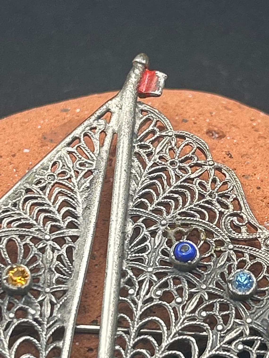Vintage Silver Tone Filigree Sailboat Brooch Rhinestone Nautical Pin 3x3", photo 4 of 8