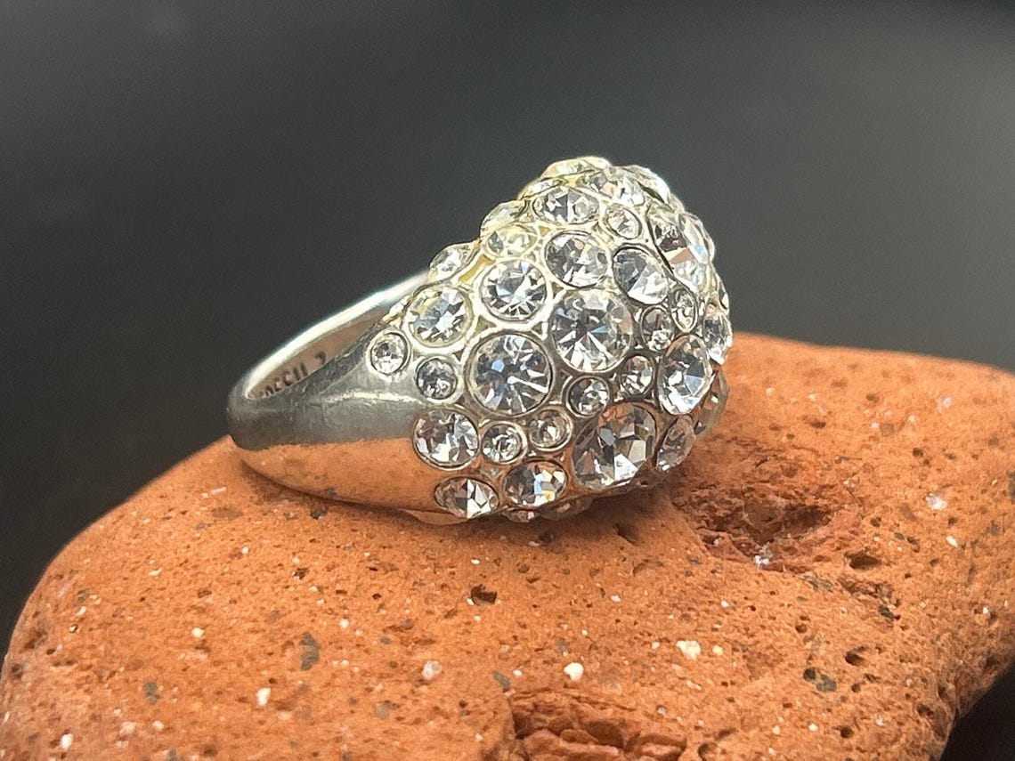 Vintage Fossil Rhinestone Statement Ring Size 7 Silver Tone Pave Dome Y2K 2000s, photo 2 of 7