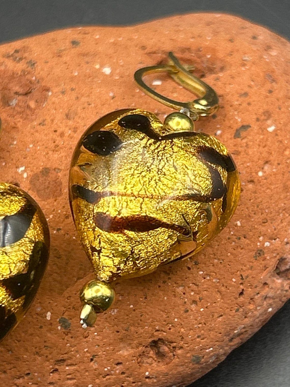 Handmade Glass Animal Print Heart Dangle Earrings Gold Tone Drop, photo 5 of 8