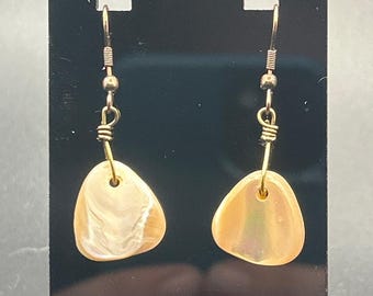 Vintage Gold Tone Mother of Pearl Shell Teardrop Dangle Earrings
