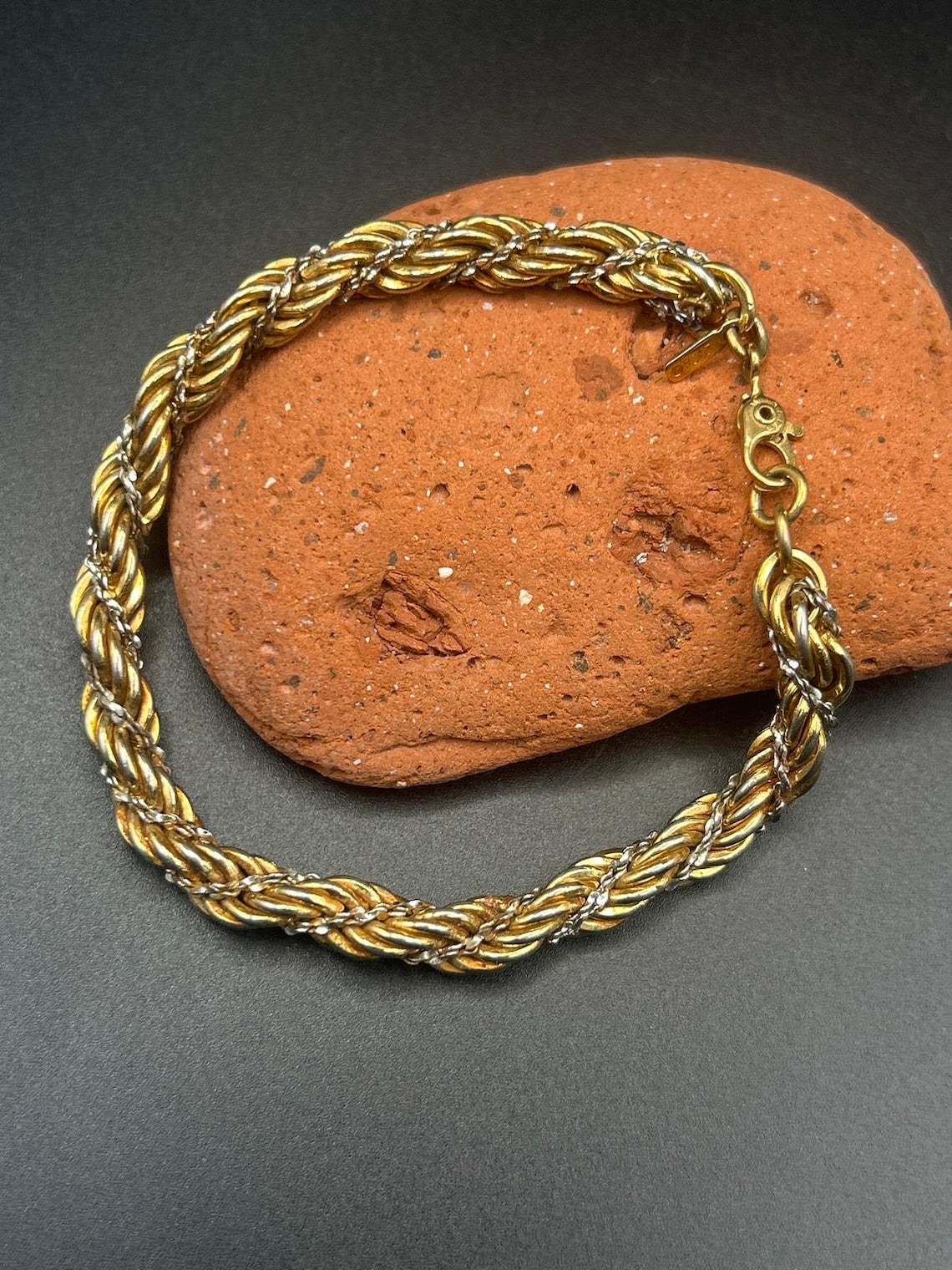 Vintage Monet Gold and Silver Tone Rope Bracelet Two Tone Twisted Chain 6.5", photo 5 of 5