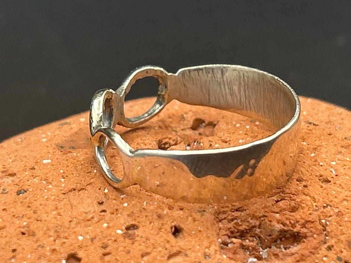 Handmade Minimalist Triple Loop 925 Sterling Silver Ring Size 9 Artisan, photo 3 of 5