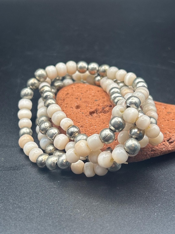 Vintage 4 Strand Glass and Silver Tone Beaded Bracelet