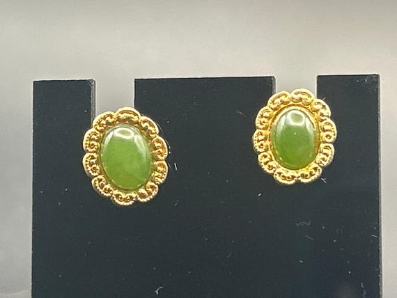 Vintage Faux Jade Cabochon Stud Earrings | Gold Tone Scalloped Floral