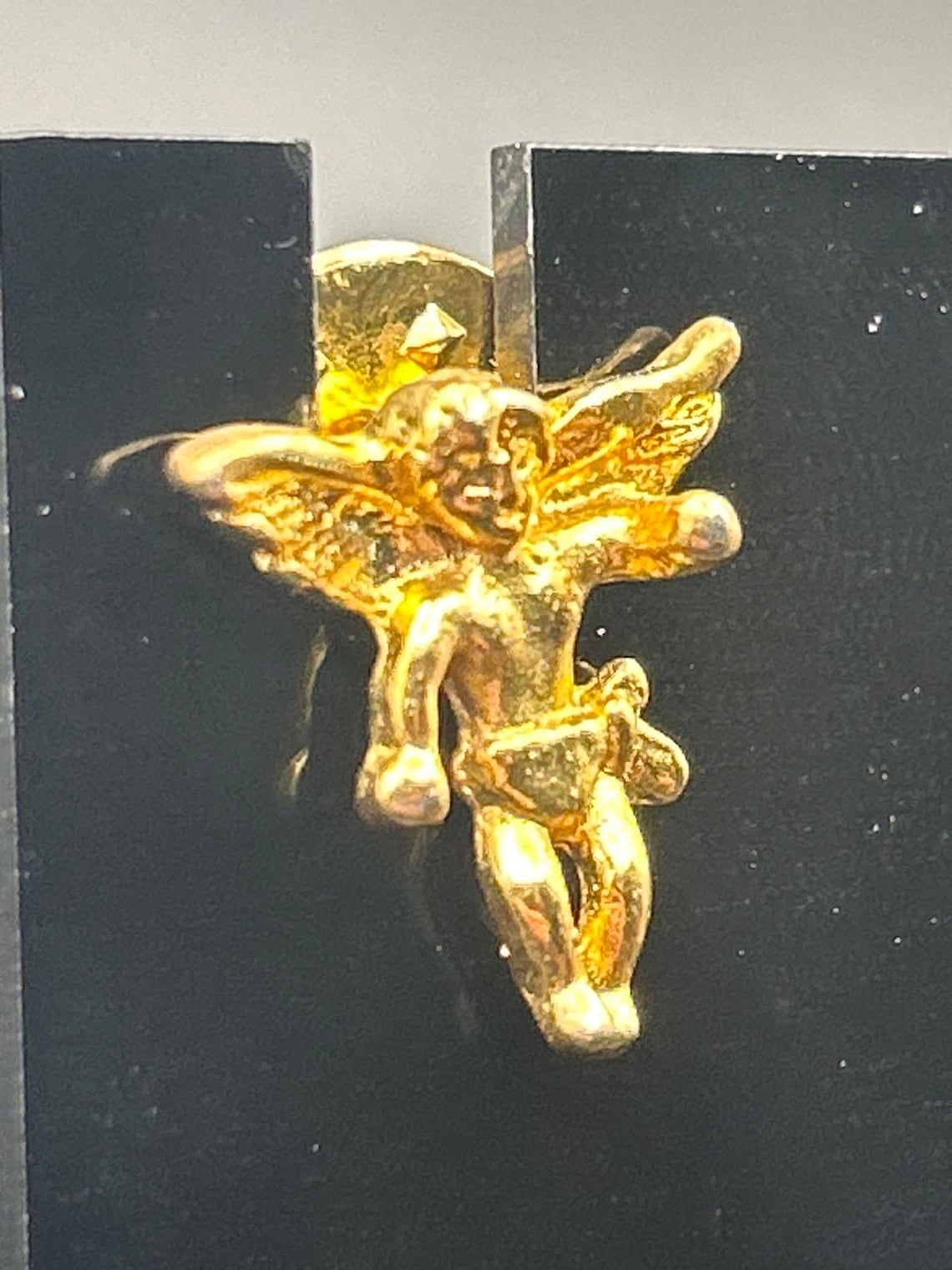 Vintage Gold Toned Cherub Angel Pin Brooch | Retro Celestial Guardian Winged, photo 2 of 5
