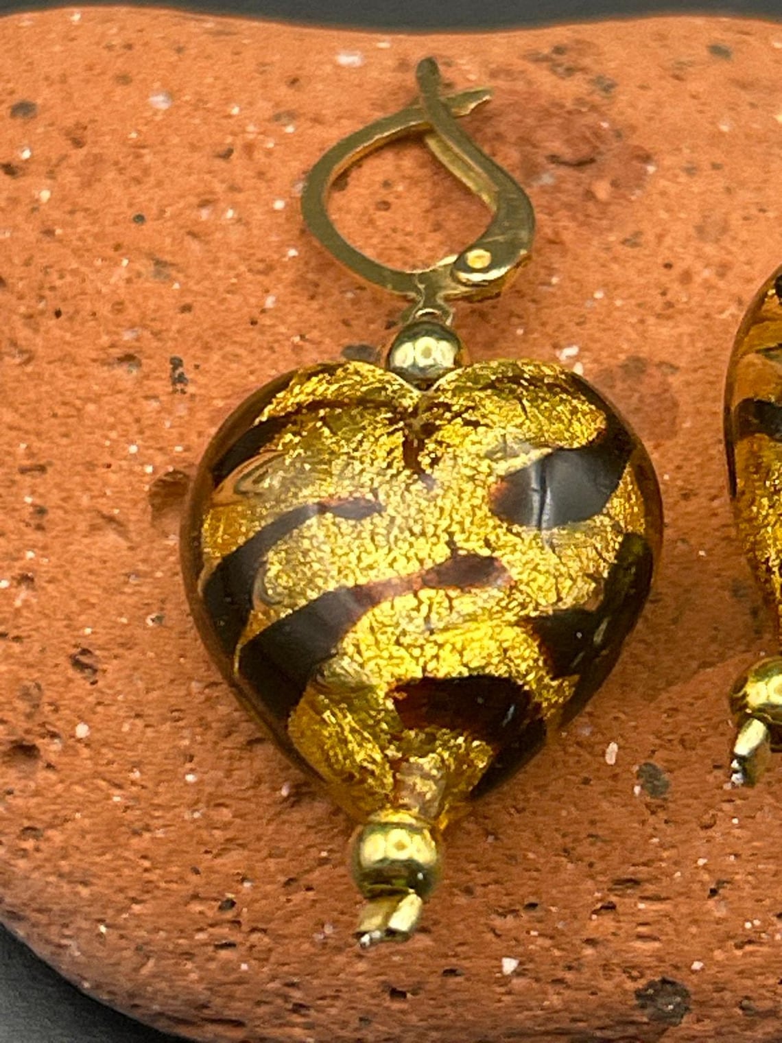 Handmade Glass Animal Print Heart Dangle Earrings Gold Tone Drop, photo 6 of 8