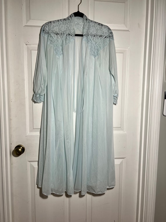 Vintage Lace Robe with Ties - image 1