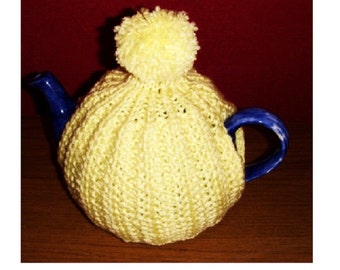 Tea Cosy Knitting Pattern, very easy to knit tea cosy with bobble