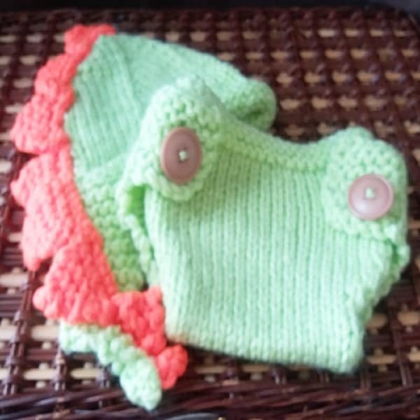 Dinosaur Costume knitting pattern, nappy cover, baby Dino hat, pdf download knitting pattern, photo prop outfit