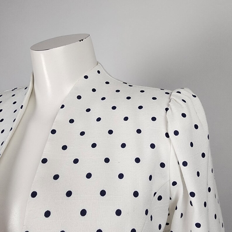 White Cotton Polka Dot Coat With Zip Front Peplum Waist Slim Fit For Autumn Weather main image 0