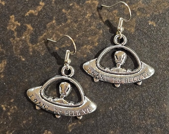 Badass silver UFO spaceship earrings Alien earrings "I want to Believe" amazing sci fi outer space Area 51 martian earrings bitchen gift