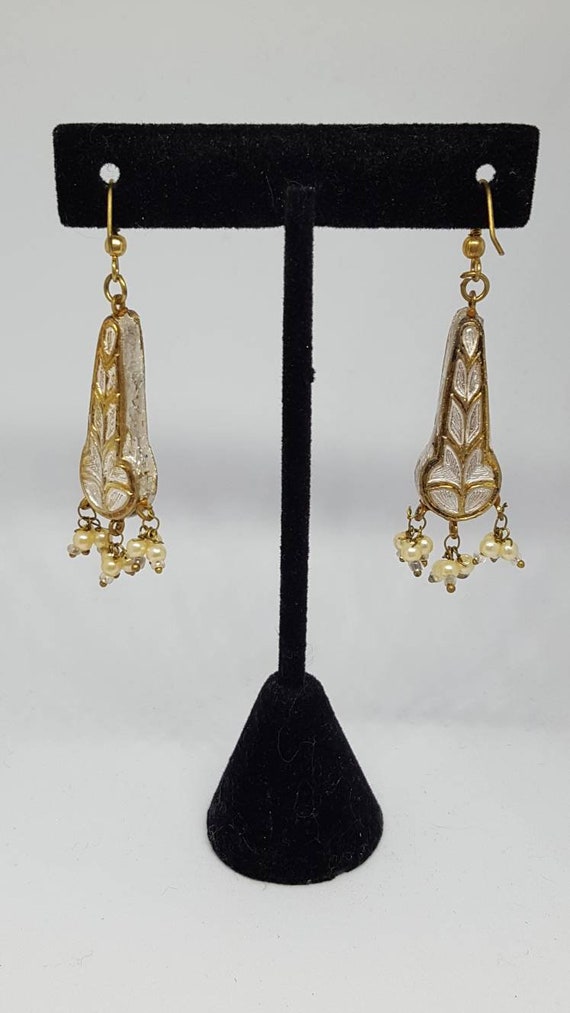 Gorgeous unique vintage earrings white & gold bak… - image 4