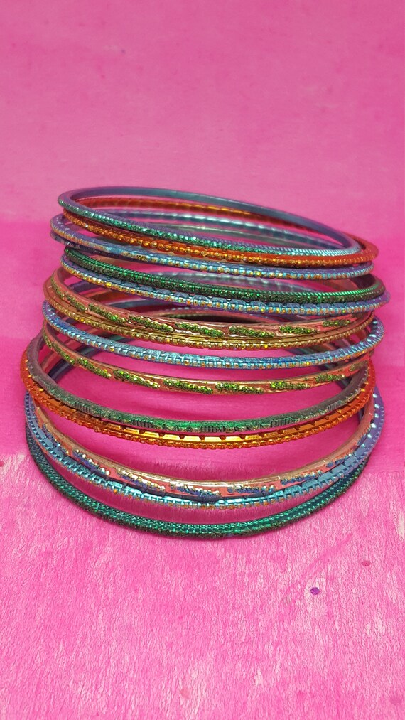 Gorgeous vintage sparkle bangle bracelets stackab… - image 2