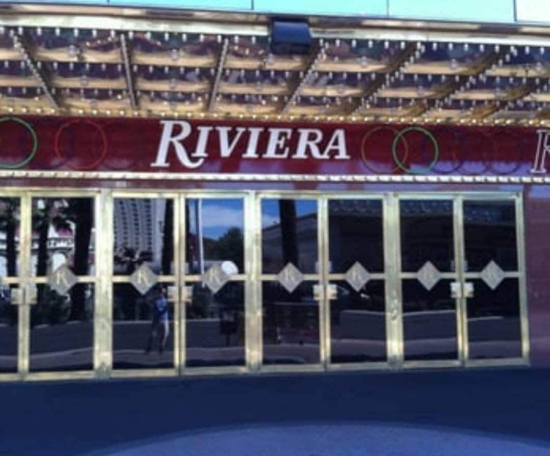 Vintage Riviera Casino Hotel Riviera Logo Pen Las Vegas Nevada lot of 10 