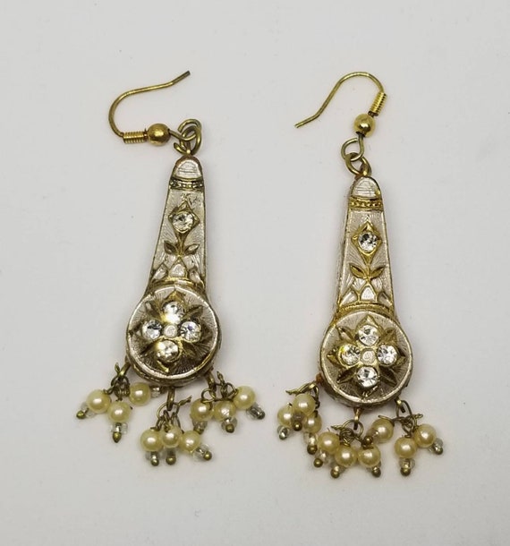 Gorgeous unique vintage earrings white & gold bak… - image 1