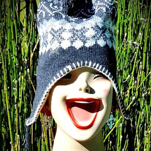 Bling earflap kids beanie knit hat rhinestone cheer design with stars bling elf hoodie for kids rocker hippie beanie hat cool earflap hat