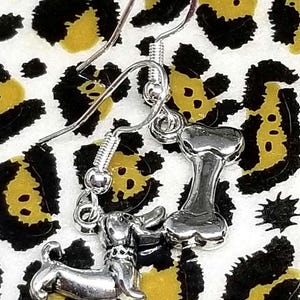 Adorable wiener dog & bone earrings 925 sterling silver earrings silver dachshund earrings dog lover jewelry hippie boho puppy earrings