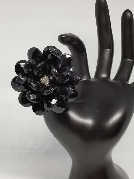 Gorgeous vintage MCM black beads big flower penda… - image 2