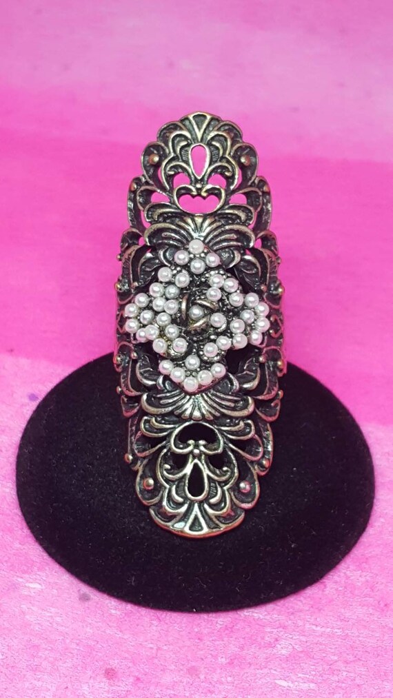 Gorgeous big Victorian statement ring stunning pe… - image 2